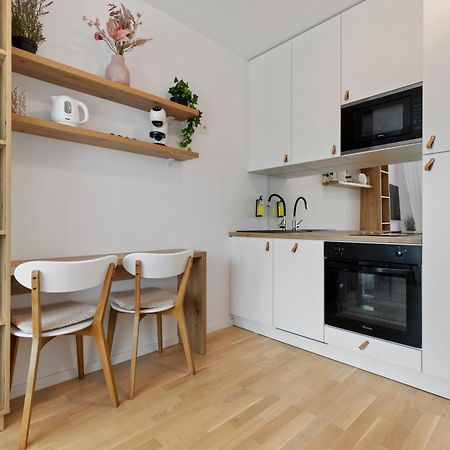 Lam Lavender - Free Parking Apartment Bratislava Exterior photo